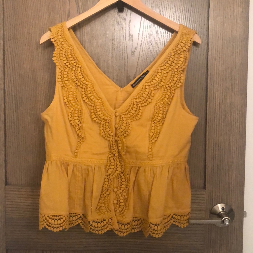 NWOT Abercrombie Boho Top, Size L